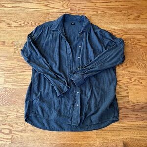Uniqlo Button-Up Flannel